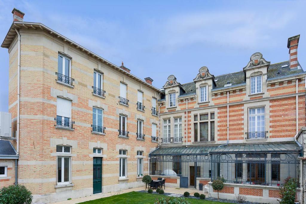 Le Jardin D'Hiver Chalons en Champagne Bagian luar foto