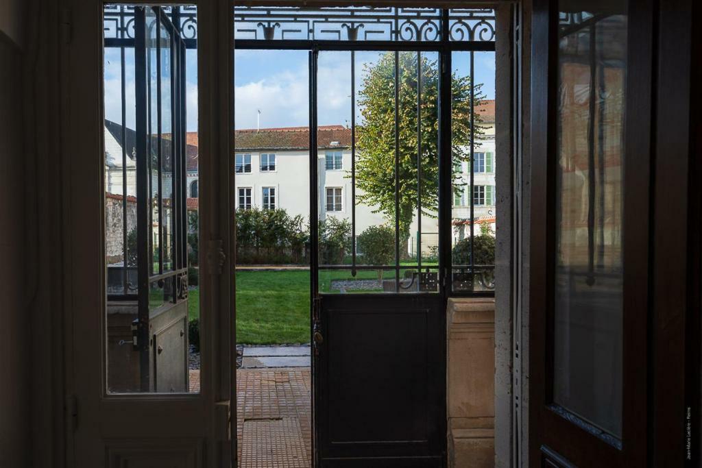 Le Jardin D'Hiver Chalons en Champagne Bagian luar foto